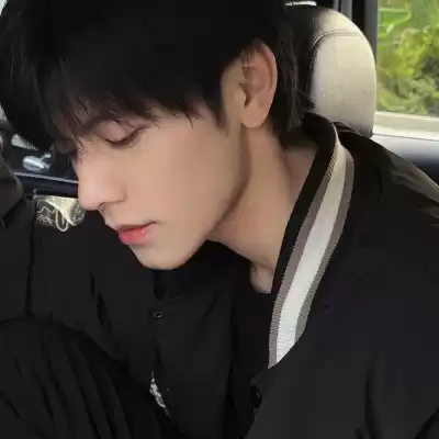 阚家欣